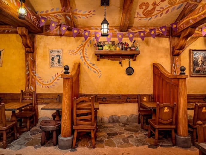 The Snuggly Duckling Tangled Restaurant Tokyo DisneySea