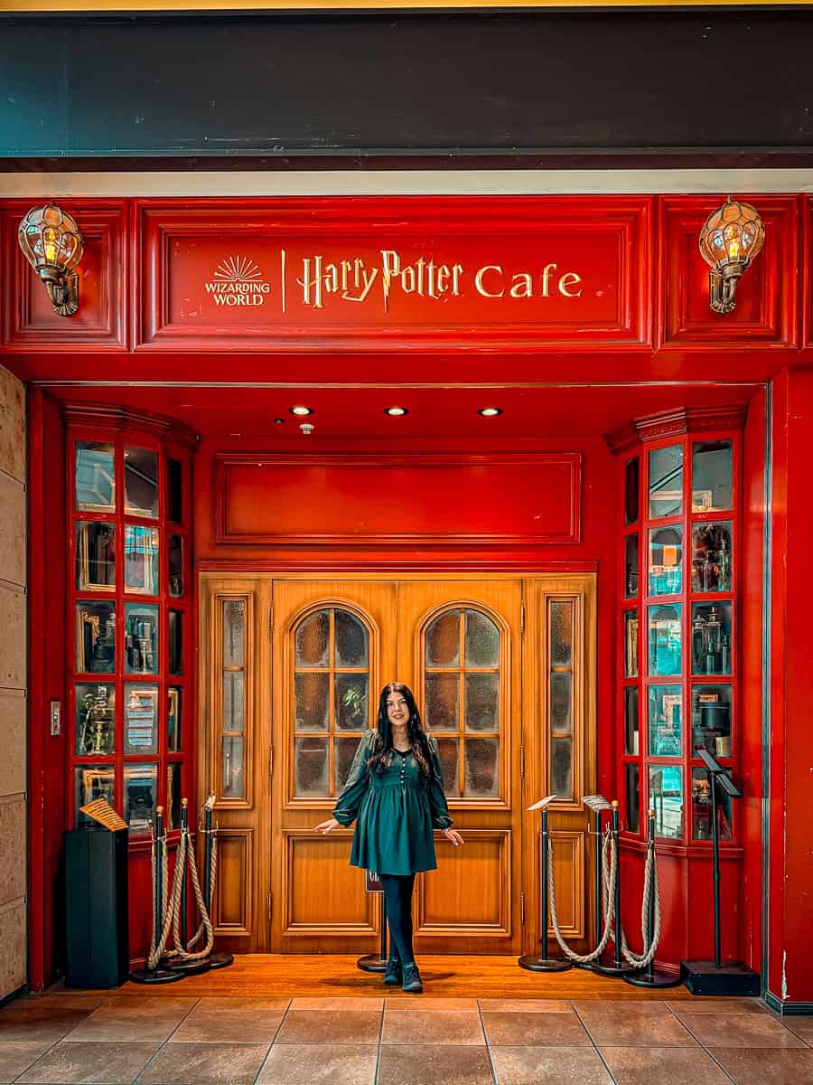 Tokyo Harry Potter Cafe in Japan