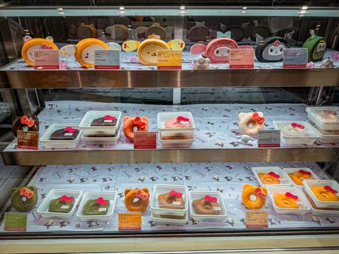 Hello Kitty Sanrio Roll Cakes