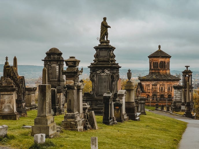 Visit Glasgow Necropolis 