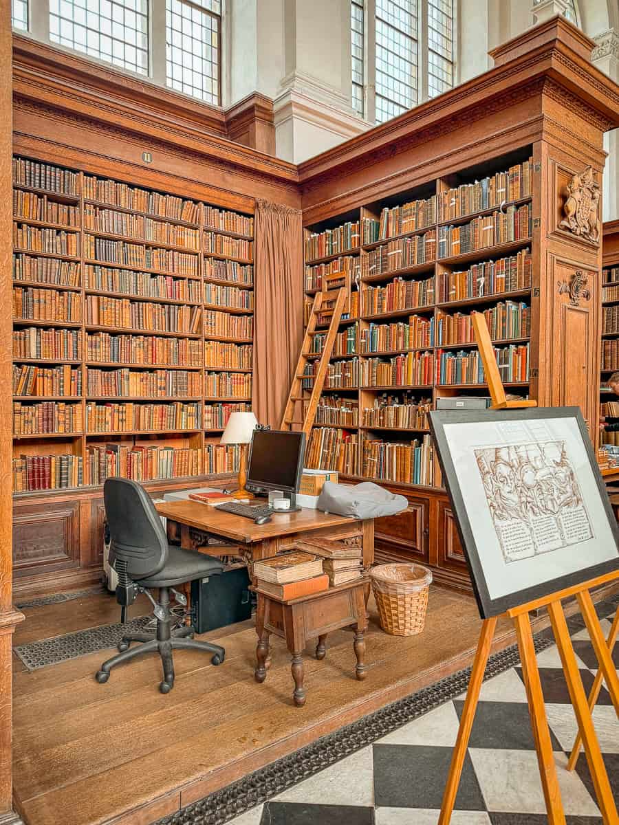 Wren Library - How to Visit in Cambridge (2026)! 5 Wren Library in Cambridge