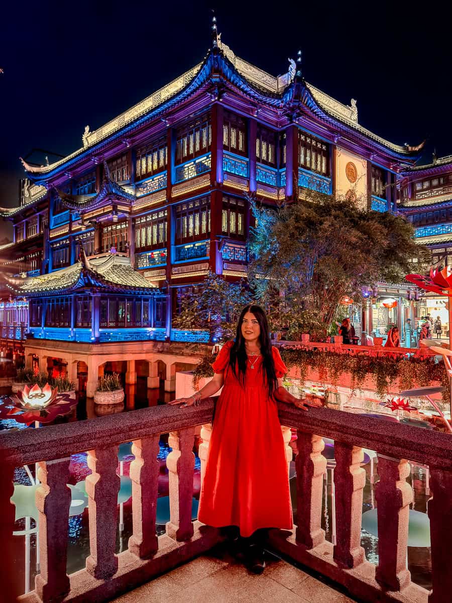 Yuyuan Gardens Shanghai - Visit a Demon Slayer Infinity Castle (2026)! 9 Huxinting Tea House