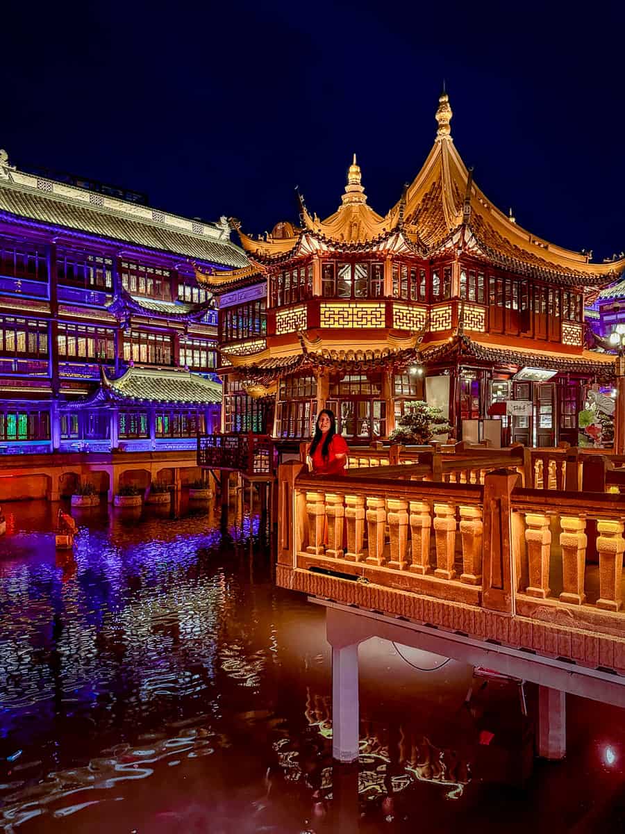 Yuyuan Gardens Shanghai - Visit a Demon Slayer Infinity Castle (2026)! 10 Huxinting Tea House Shanghai