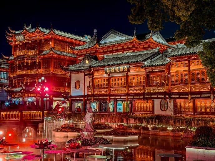Yuyuan Gardens Shanghai - Visit a Demon Slayer Infinity Castle (2026)! 7 Yuyuan Garden Shanghai
