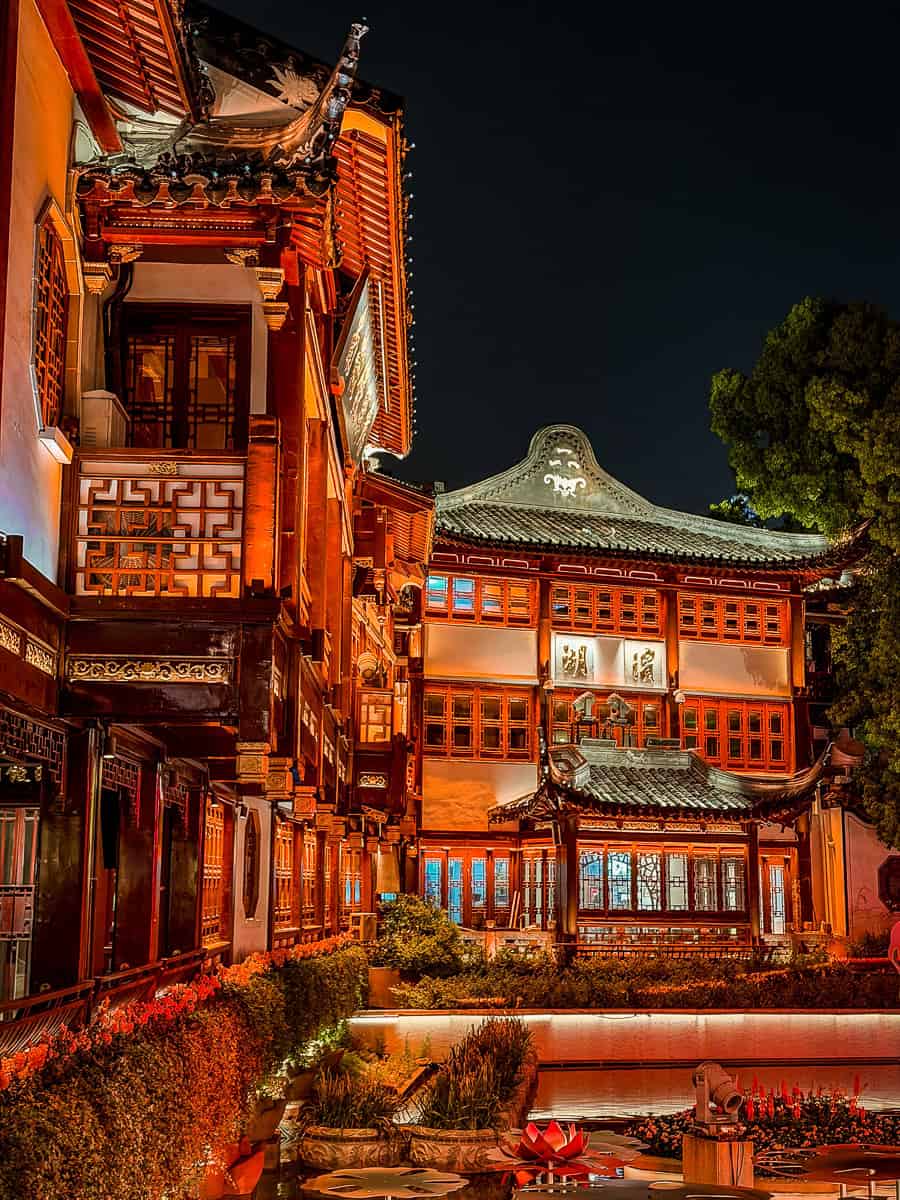 Yuyuan Gardens Shanghai - Visit a Demon Slayer Infinity Castle (2026)! 5 Yuyuan Gardens Bazaar Shanghai