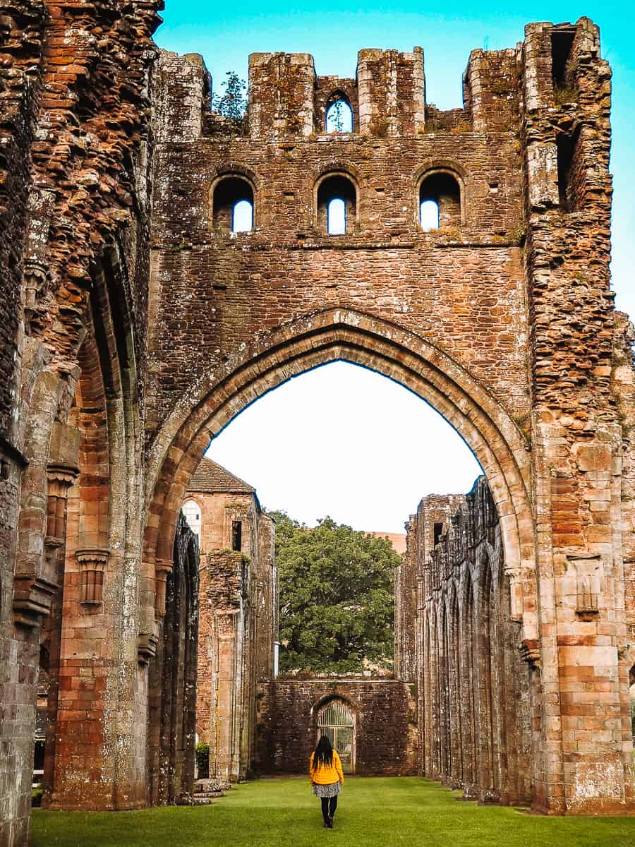 Llanthony Priory In Wales - The Ultimate Guide With How To Visit In The ...