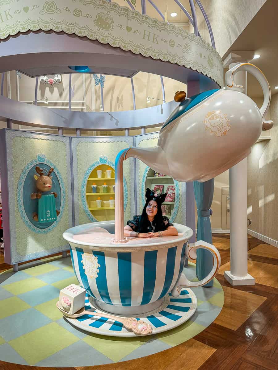 Sanrio Puroland Lady Kitty House