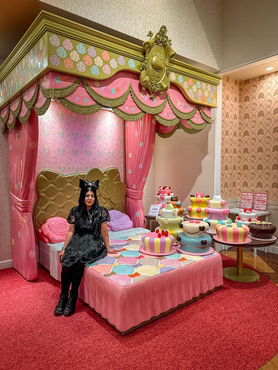 Sanrio Puroland Lady Kitty House