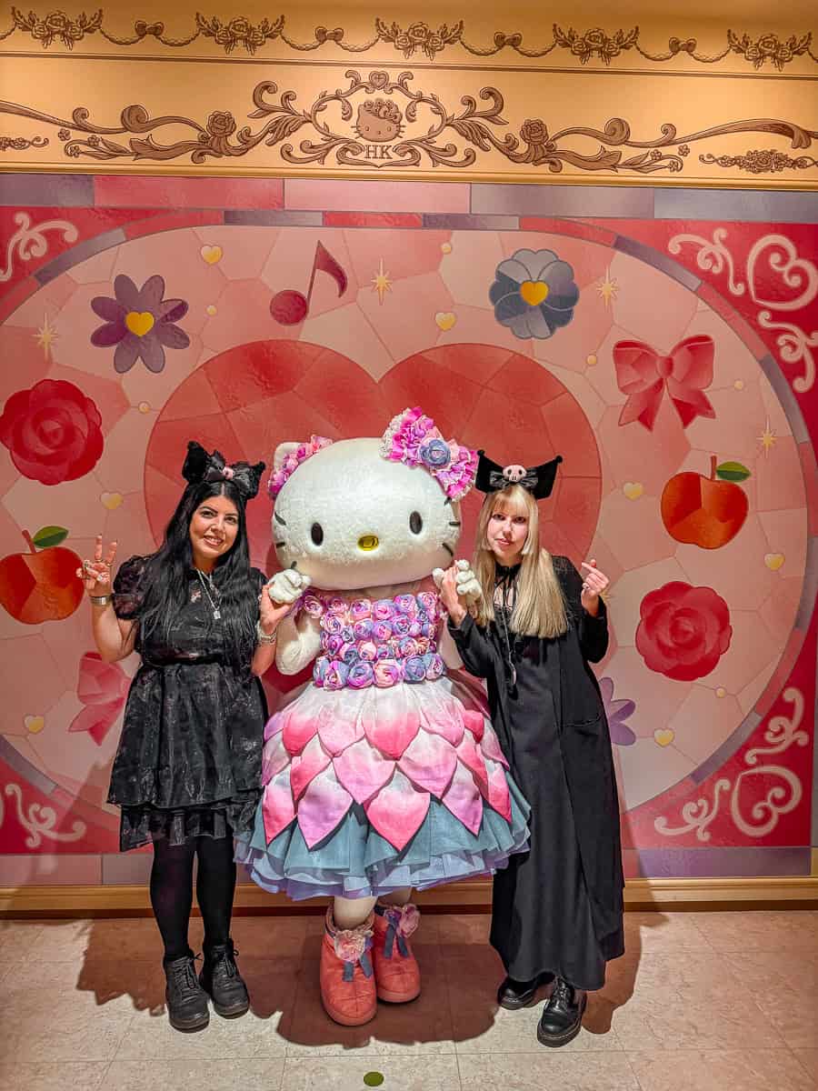 Sanrio Puroland meet hello kitty