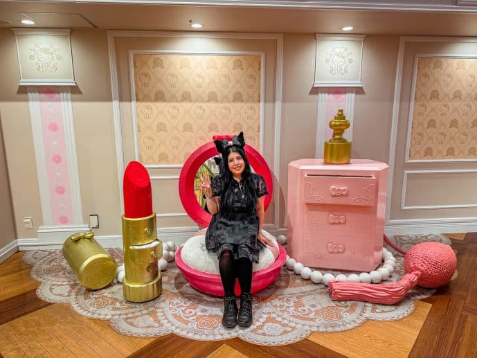 Sanrio Puroland Lady Kitty House