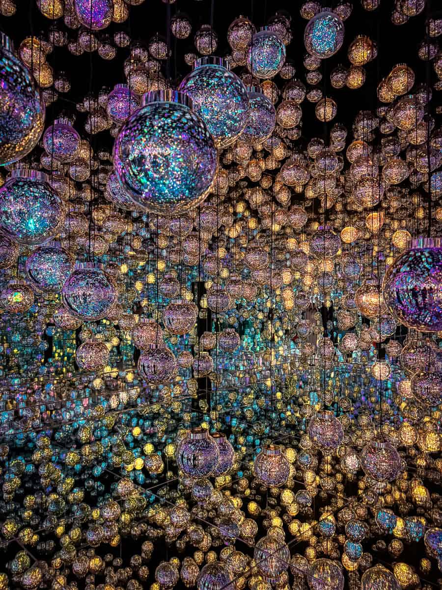 TeamLab Borderless Review